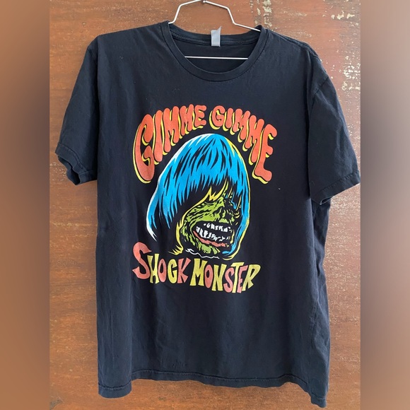 Gimme gimme shock monster tee size Large - Picture 1 of 4